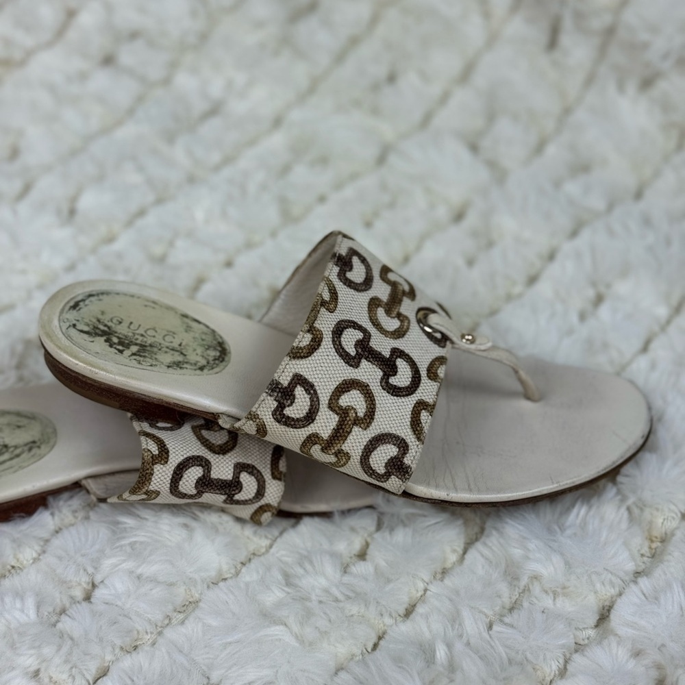 Gucci Horsebit Cream and Brown Sandals with Ornate Design Size 7 - Picture 6 of 9